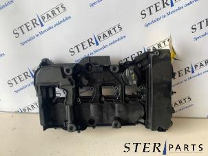 Gebruikte Kleppendeksel Mercedes E (C207) E-200 CGI 16V BlueEfficiency Prijs € 59,50 Margeregeling aangeboden door Sterparts Mercedes specialist