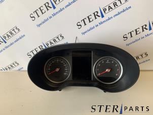 Gebruikte Tellerklok Mercedes C (W205) C-200 2.0 CGI 16V Prijs € 124,50 Margeregeling aangeboden door Sterparts Mercedes specialist