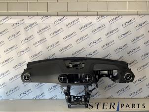 Gebruikte Dashboard Mercedes SL (R231) 350 CGI 3.5 V6 24V Prijs € 495,00 Margeregeling aangeboden door Sterparts Mercedes specialist