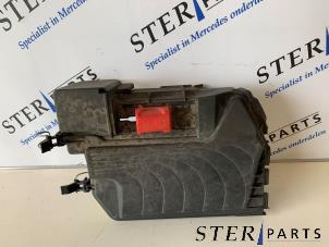 Gebruikte Diversen Mercedes B (W246) 1.8 B-180 CDI BlueEFFICIENCY 16V Prijs € 12,50 Margeregeling aangeboden door Sterparts Mercedes specialist