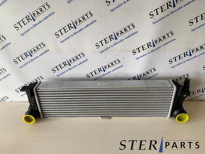 Nieuwe Intercooler Mercedes Vito (447.6) 2.2 116 CDI 16V Prijs € 180,90 Inclusief btw aangeboden door Sterparts Mercedes specialist