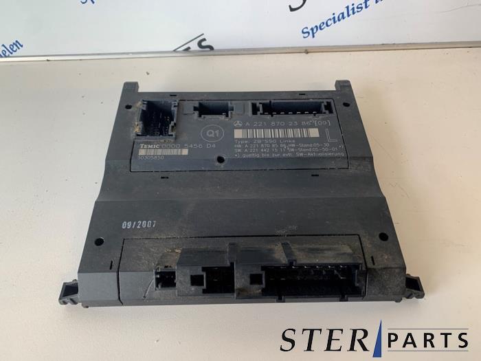 Gebruikte Computer stoel Mercedes S (W221) 4.0 S-420 CDI V8 32V Prijs € 74,50 Margeregeling aangeboden door Sterparts Mercedes specialist