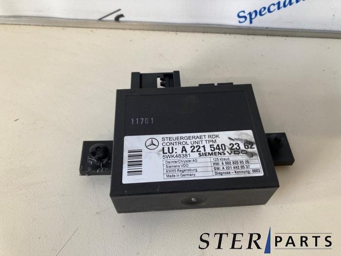 Gebruikte Bandenspanning module Mercedes S (W221) 4.0 S-420 CDI V8 32V Prijs € 44,95 Margeregeling aangeboden door Sterparts Mercedes specialist