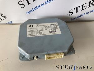 Gebruikte Camera module Mercedes S (W221) 4.0 S-420 CDI V8 32V Prijs € 99,50 Margeregeling aangeboden door Sterparts Mercedes specialist