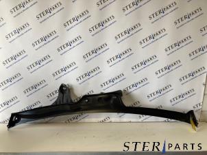 Gebruikte Paravan Mercedes S (W221) 4.0 S-420 CDI V8 32V Prijs € 34,95 Margeregeling aangeboden door Sterparts Mercedes specialist