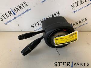 Gebruikte Combischakelaar Stuurkolom Mercedes C (W204) 2.2 C-180 CDI 16V BlueEFFICIENCY Prijs € 124,50 Margeregeling aangeboden door Sterparts Mercedes specialist