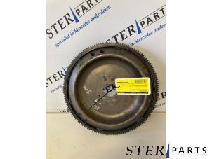 Gebruikte Starterkrans Mercedes S (W221) 3.5 S-350 24V Prijs € 99,95 Margeregeling aangeboden door Sterparts Mercedes specialist