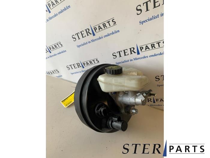 Gebruikte Rembekrachtiger Mercedes S (W221) 4.0 S-420 CDI V8 32V Prijs € 74,50 Margeregeling aangeboden door Sterparts Mercedes specialist