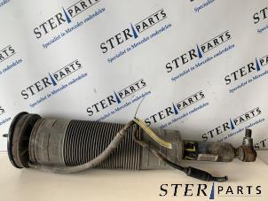 Gebruikte Voorpoot links Mercedes S (W221) 4.0 S-420 CDI V8 32V Prijs € 495,00 Margeregeling aangeboden door Sterparts Mercedes specialist