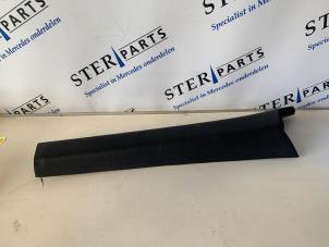 Gebruikte A-stijl Afdekkap links Mercedes SLK (R170) 2.0 200 16V Prijs € 24,95 Margeregeling aangeboden door Sterparts Mercedes specialist