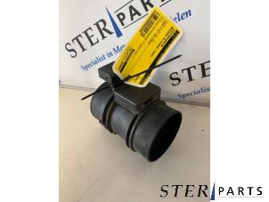 Gebruikte Luchtmassameter Mercedes ML I (163) 400 4.0 CDI V8 32V Prijs € 74,50 Margeregeling aangeboden door Sterparts Mercedes specialist