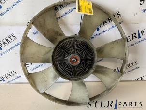 Gebruikte Viscosekoppeling koelvin Mercedes Vito (639.6) 2.2 116 CDI 16V Euro 5 Prijs € 54,39 Inclusief btw aangeboden door Sterparts Mercedes specialist