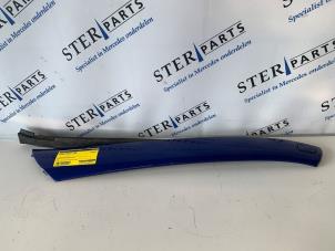 Gebruikte A-stijl Afdekkap links Mercedes SLK (R170) 2.3 230 K 16V Prijs € 24,95 Margeregeling aangeboden door Sterparts Mercedes specialist