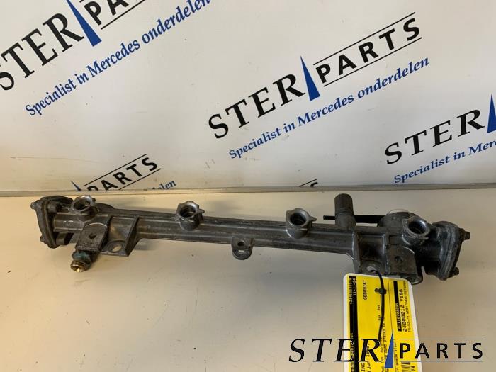 Gebruikte Brandstofleiding Mercedes SLK (R170) 2.0 200 16V Prijs € 74,50 Margeregeling aangeboden door Sterparts Mercedes specialist
