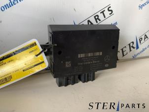 Gebruikte Trekhaak Module Mercedes Sprinter 3,5t (906.73) 311 CDI 16V Prijs € 151,25 Inclusief btw aangeboden door Sterparts Mercedes specialist