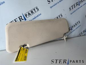 Gebruikte Zonneklep Mercedes CLS (C219) 320 CDI 24V Prijs € 49,50 Margeregeling aangeboden door Sterparts Mercedes specialist