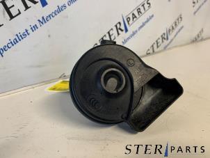 Gebruikte Toeter Mercedes C Estate (S204) 2.2 C-220 CDI 16V BlueEfficiency Prijs € 19,95 Margeregeling aangeboden door Sterparts Mercedes specialist