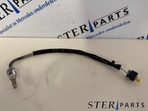 Gebruikte Uitlaat temperatuursensor Mercedes ML II (164/4JG) 3.0 ML-350 CDI BlueTec 4-Matic V6 24V Prijs € 44,95 Margeregeling aangeboden door Sterparts Mercedes specialist