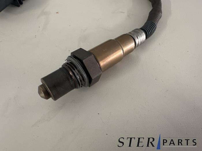 Lambda Sonde van een Mercedes-Benz GLC (X253) 3.0 43 AMG V6 Turbo 4-Matic 2017