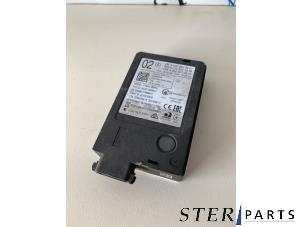 Gebruikte Radar sensor Mercedes E (W213) E-200 2.0 Turbo 16V Prijs € 199,95 Margeregeling aangeboden door Sterparts Mercedes specialist