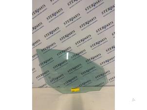 Gebruikte Portierruit 4Deurs rechts-voor Mercedes E (W212) E-200 CGI 16V BlueEfficiency Prijs € 34,95 Margeregeling aangeboden door Sterparts Mercedes specialist