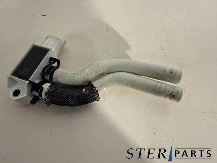 Gebruikte Druksensor Mercedes CLA (118.3) 1.5 CLA-180d Prijs € 39,50 Margeregeling aangeboden door Sterparts Mercedes specialist