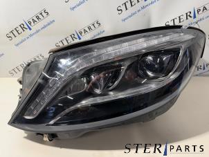 Gebruikte Linker Koplamp Mercedes S (222.0/222.1) 3.0 S-400 24V 4-Matic Prijs € 1.808,95 Inclusief btw aangeboden door Sterparts Mercedes specialist