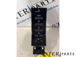 Gebruikte Schakelaar ESP Mercedes S-Klasse Prijs € 39,95 Margeregeling aangeboden door Sterparts Mercedes specialist