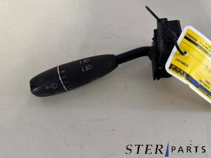 Gebruikte Knipperlicht Schakelaar Mercedes S (W221) 3.0 S-320 CDI 24V Prijs € 24,95 Margeregeling aangeboden door Sterparts Mercedes specialist