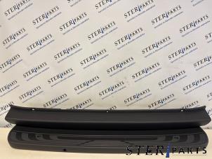 Nieuwe Treeplank achter Mercedes Sprinter 3,5t (907.6/910.6) 311 CDI 2.0 D RWD Prijs € 133,04 Inclusief btw aangeboden door Sterparts Mercedes specialist