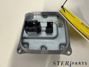 Gebruikte Module LED koplamp Mercedes S (222.0/222.1) 3.0 S-400 24V 4-Matic Prijs € 149,50 Margeregeling aangeboden door Sterparts Mercedes specialist