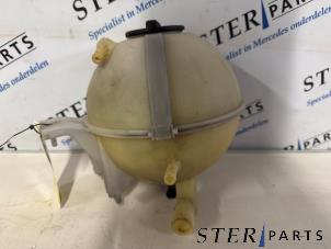 Gebruikte Expansievat Mercedes Sprinter 3,5t (906.73) 310 CDI 16V Prijs € 22,93 Inclusief btw aangeboden door Sterparts Mercedes specialist