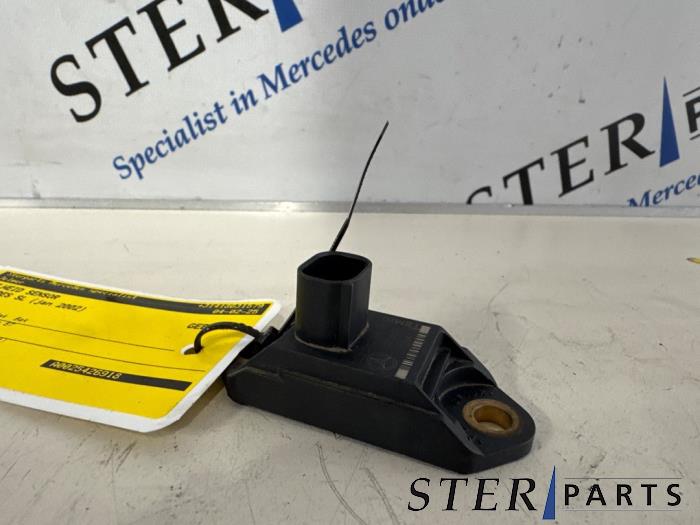Gebruikte Snelheid Sensor Mercedes SL (R230) 5.0 SL-500 V8 24V Prijs € 35,00 Margeregeling aangeboden door Sterparts Mercedes specialist