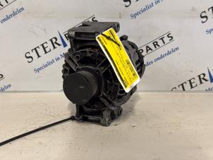 Gebruikte Dynamo Mercedes Sprinter 2t (901/902) 208 CDI 16V Prijs € 74,50 Margeregeling aangeboden door Sterparts Mercedes specialist