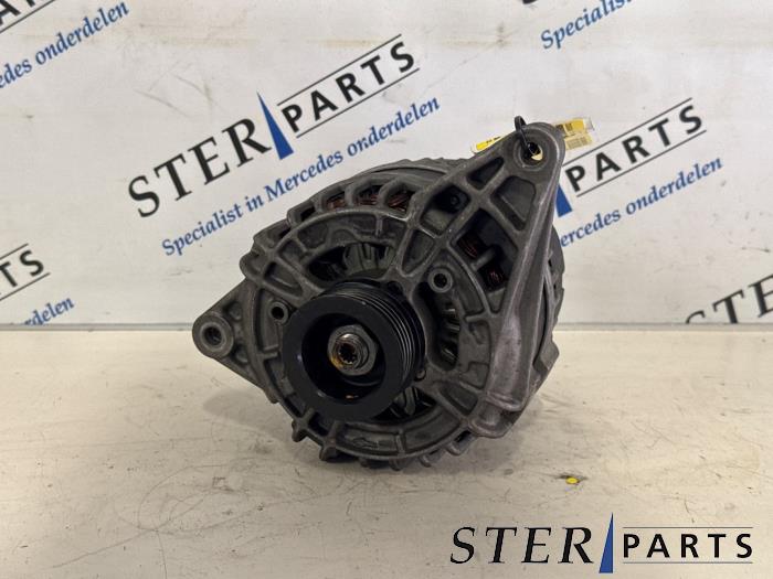 Gebruikte Dynamo Mercedes B (W246/W242) 1.8 B-180 CDI BlueEFFICIENCY 16V Prijs € 29,95 Margeregeling aangeboden door Sterparts Mercedes specialist