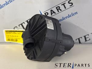 Gebruikte Secundaire Pomp Mercedes C (W204) 1.8 C-200 CGI 16V Prijs € 149,50 Margeregeling aangeboden door Sterparts Mercedes specialist