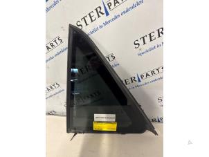 Gebruikte Driehoeks Ruit rechts-achter Mercedes ML III (166) 2.1 ML-250 CDI 16V BlueTEC 4-Matic Prijs € 44,95 Margeregeling aangeboden door Sterparts Mercedes specialist