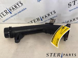 Gebruikte Luchtinlaat slang Mercedes A (W176) 2.0 A-250 Turbo 16V Prijs € 19,95 Margeregeling aangeboden door Sterparts Mercedes specialist