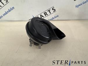 Gebruikte Claxon Mercedes B (W245) 2.0 B-200 16V Prijs € 24,95 Margeregeling aangeboden door Sterparts Mercedes specialist