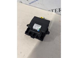 Gebruikte Deur module Mercedes B (W245) 2.0 B-200 16V Prijs € 19,95 Margeregeling aangeboden door Sterparts Mercedes specialist
