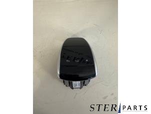 Gebruikte I-Drive knop Mercedes C (W205) C-350 e 2.0 16V Prijs € 124,50 Margeregeling aangeboden door Sterparts Mercedes specialist