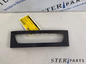 Gebruikte Diversen Mercedes E Combi (S211) 3.2 E-320 CDI 24V Prijs € 20,00 Margeregeling aangeboden door Sterparts Mercedes specialist