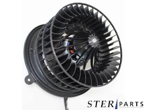 Nieuwe Chaufage Ventilatiemotor Mercedes 190 (W201) 2.0 E Prijs € 59,90 Inclusief btw aangeboden door Sterparts Mercedes specialist
