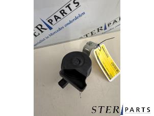 Gebruikte Claxon Mercedes C (W205) C-350 e 2.0 16V Prijs € 29,95 Margeregeling aangeboden door Sterparts Mercedes specialist