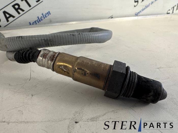 Lambda Sonde van een Mercedes-Benz E (W212) E-300 CDI V6 24V BlueEfficiency 2010