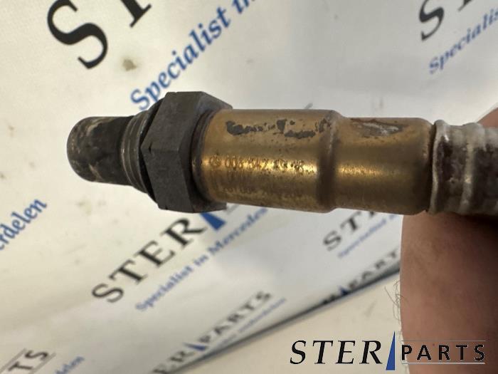 Lambda Sonde van een Mercedes-Benz E (W212) E-300 CDI V6 24V BlueEfficiency 2010