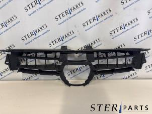 Gebruikte Frontdeel steun Mercedes GLE (V167) 350 e 2.0 16V 4-Matic Prijs € 44,95 Margeregeling aangeboden door Sterparts Mercedes specialist