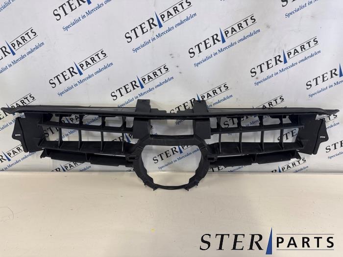 Gebruikte Frontdeel steun Mercedes GLE (V167) 350 e 2.0 16V 4-Matic Prijs € 44,95 Margeregeling aangeboden door Sterparts Mercedes specialist