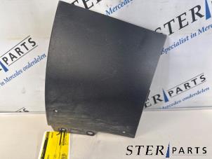 Gebruikte Carrosserielijst Mercedes GLE (V167) 350 e 2.0 16V 4-Matic Prijs € 19,50 Margeregeling aangeboden door Sterparts Mercedes specialist