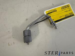 Gebruikte Leiding (diversen) Mercedes C (W205) C-350 e 2.0 16V Prijs € 14,95 Margeregeling aangeboden door Sterparts Mercedes specialist